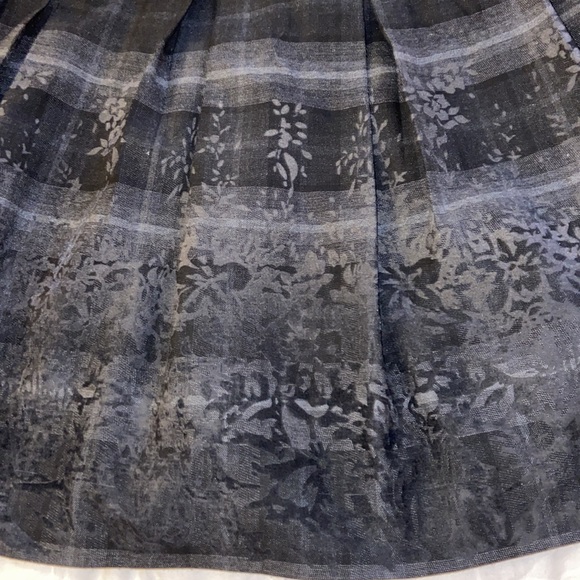 ROBIR Collection Plaid and floral embossed flannel skirt SZ M - Picture 2 of 3